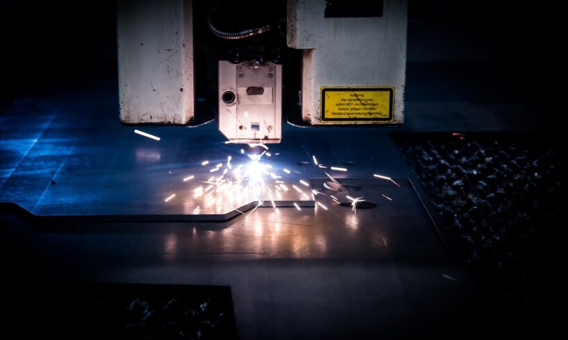 tritunggal metal laser cutting