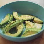 tips mengupas alpukat